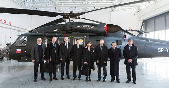 Nuevo helicóptero S-70i Black Hawk aparece en fotografías de producción en Mielec