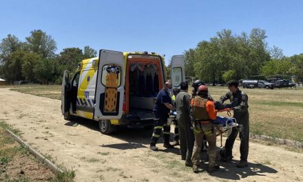 FUERZA AÉREA DE CHILE RESCATA A OCUPANTE DE HELICÓPTERO ACCIDENTADO EN EL MAULE