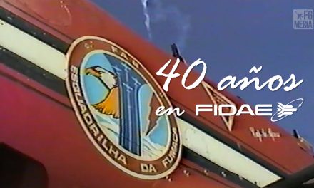 Esquadrilha Da Fumaça conmemora 40 años en FIDAE desde 1984