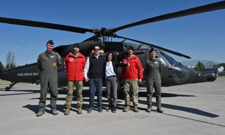 FEDERACIÓN CHILENA DE PARAPENTE DISTINGUE LA LABOR DE RESCATE DE LA FUERZA AÉREA DE CHILE