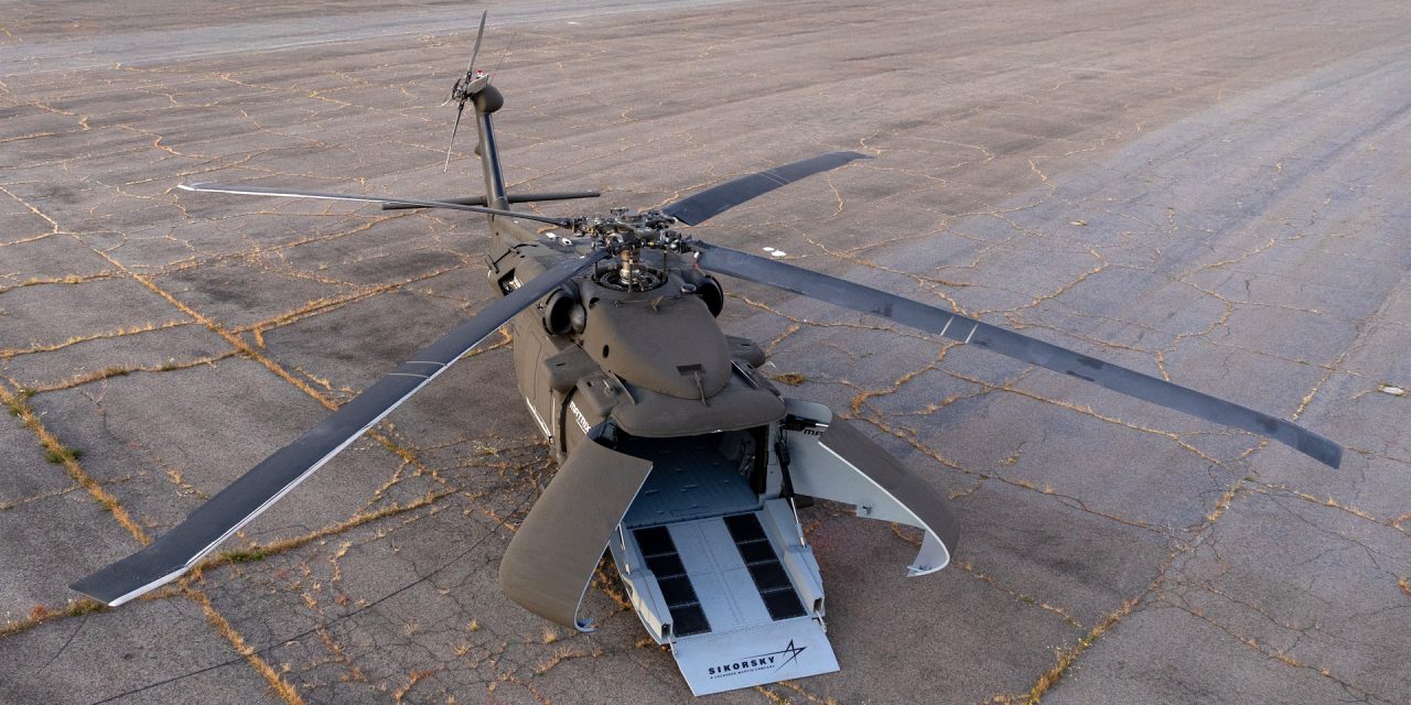 Sikorsky transforma el BLACK HAWK® en el U-Hawk™, un UAS autónomo listo para el combate