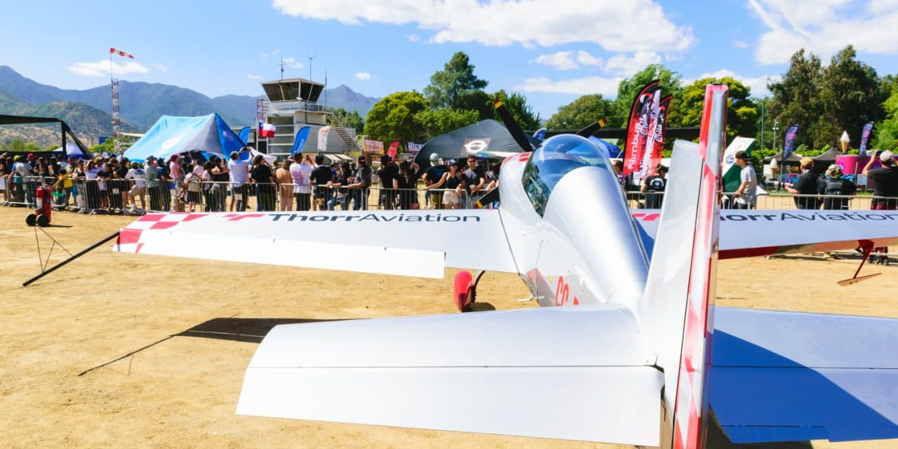 EXITOSO FESTIVAL AÉREO DE CURACAVÍ 2025
