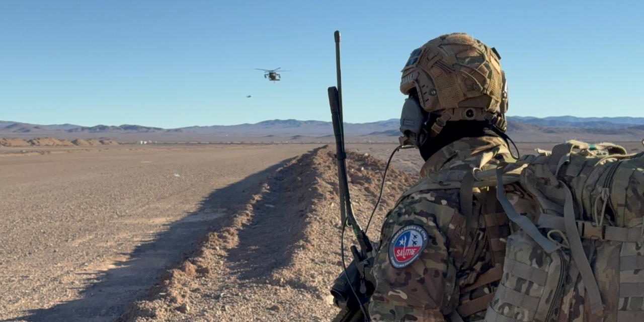 CONTROL EN TIERRA AL ATAQUE AÉREO: SALITRE 2026 INTEGRA CAPACIDADES EN COMPLEJA OPERACIÓN CAS